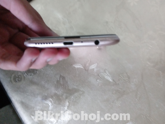 Oppo F5